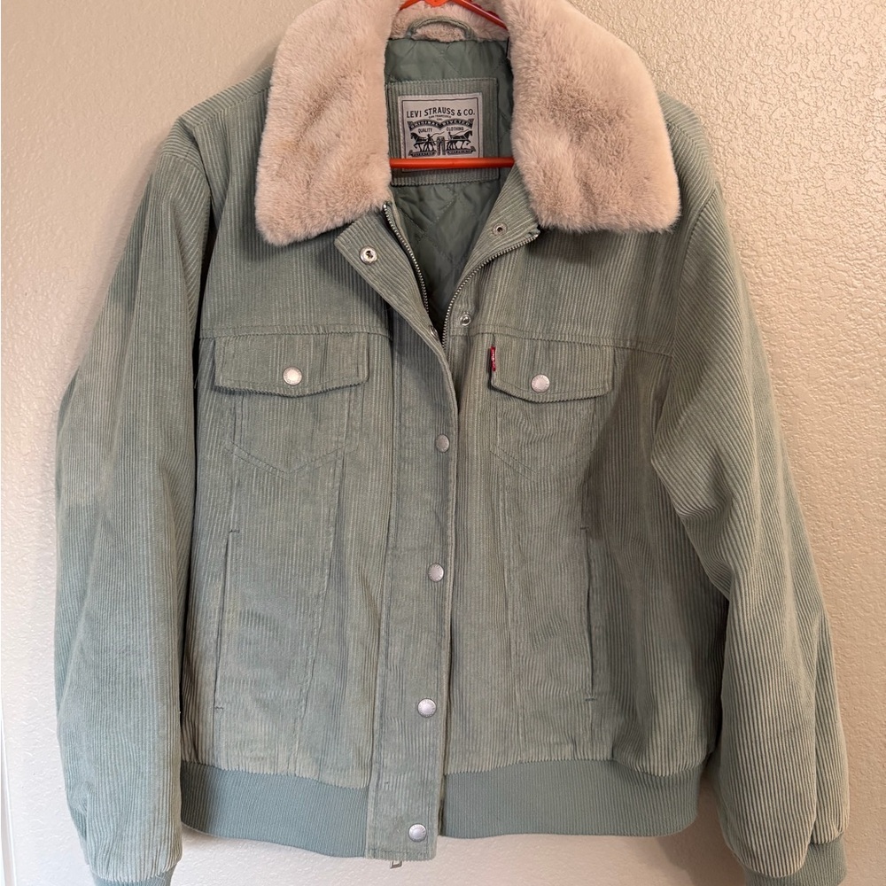 Levi's Women's Sage Corduroy Bomber Jacket with Cream Faux Fur Collar